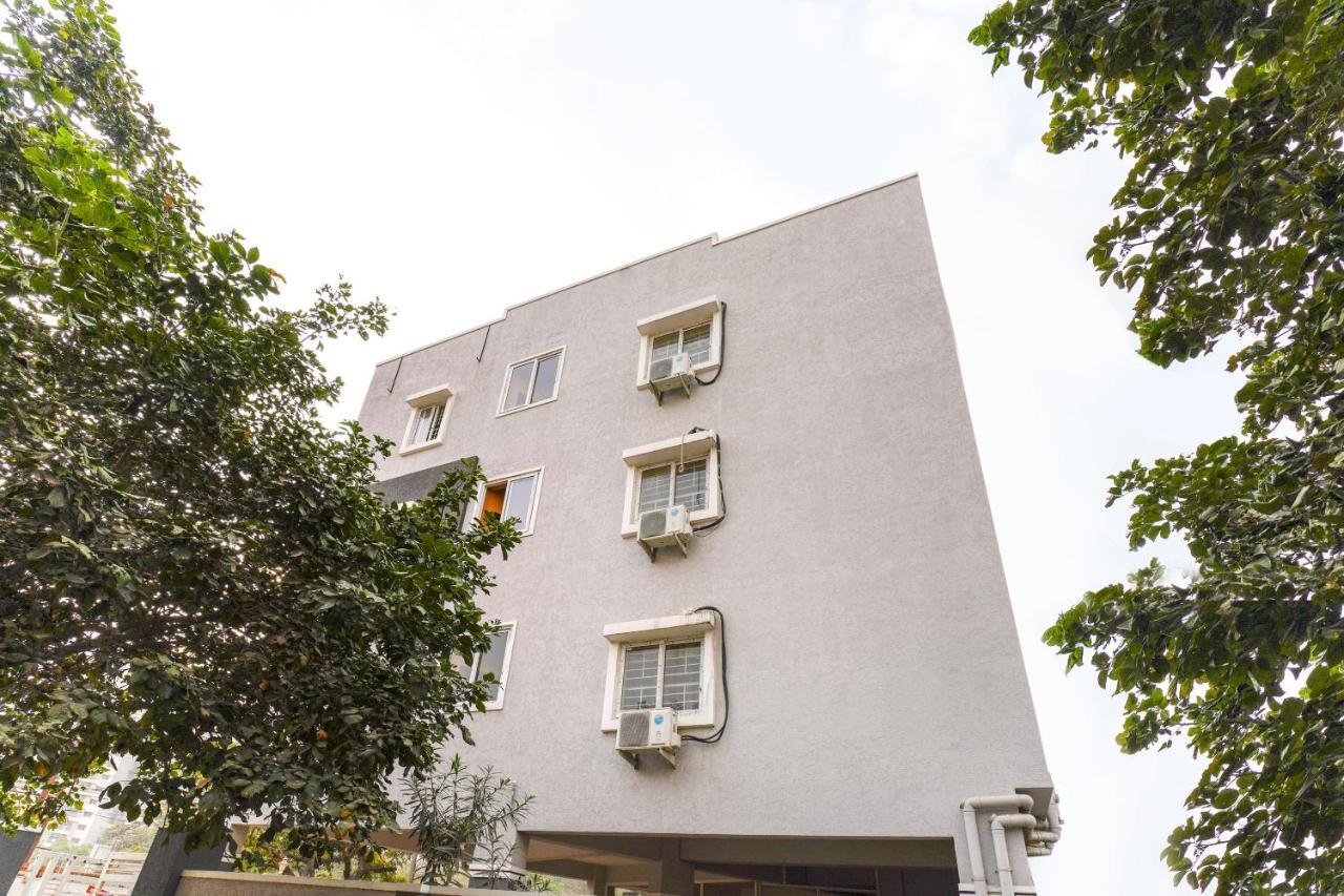 Oyo 70286 Svr Grand Hotel Hyderabad Luaran gambar