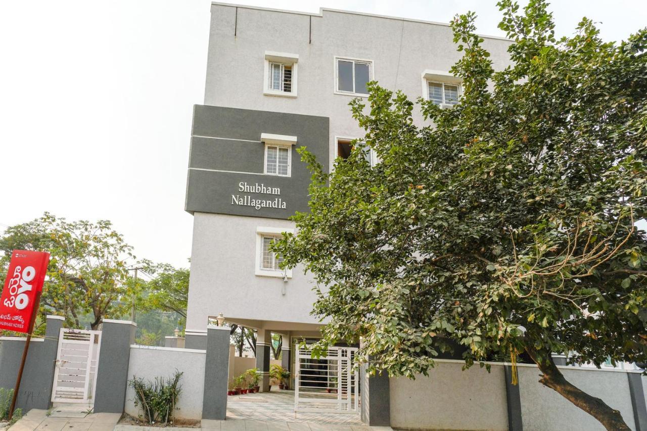 Oyo 70286 Svr Grand Hotel Hyderabad Luaran gambar